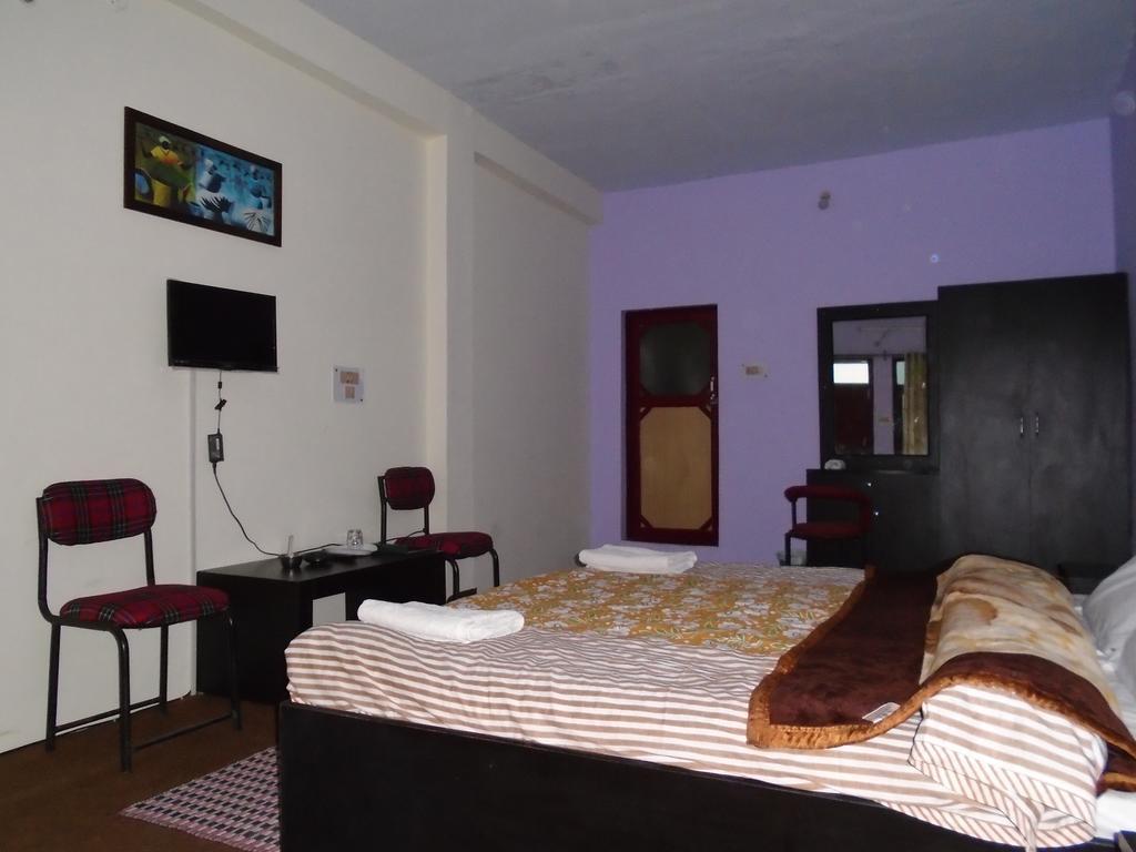 New Dolma Hotel Almora Room photo