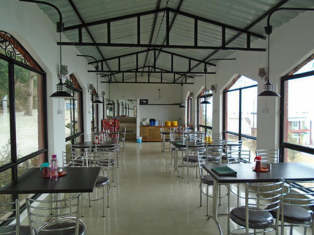New Dolma Hotel Almora Exterior photo