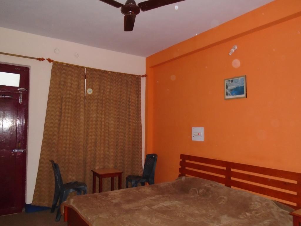 New Dolma Hotel Almora Exterior photo